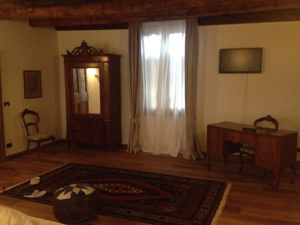 Relais Villa Gozzi B&B Arcugnano Pokoj fotografie